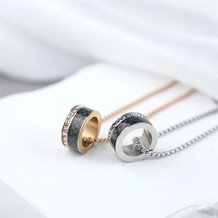 Ring necklace 02 Ring necklace 02