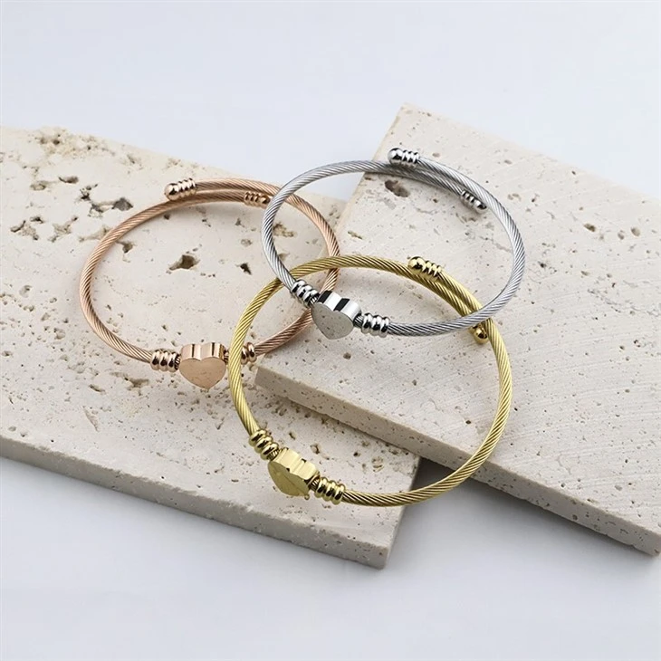 Heart Accent Cable Wire Bangle Bracelet high quality