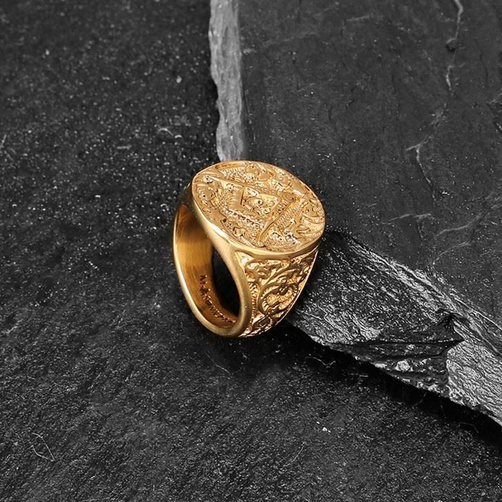 Antique Gold Engraved Signet Ring best Antique Gold Engraved Signet Ring best